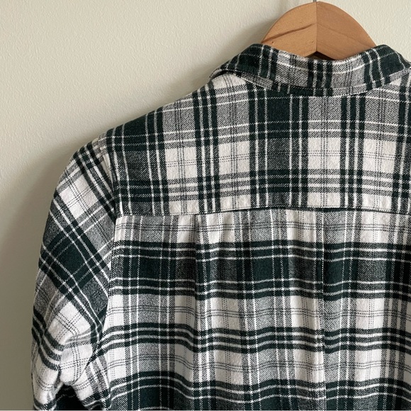 Frank & Eileen Green and White Plaid Button Down Shirt - Picture 10 of 10